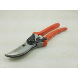 8 inches Scissors Professional Grade bypass pruner with safety lock